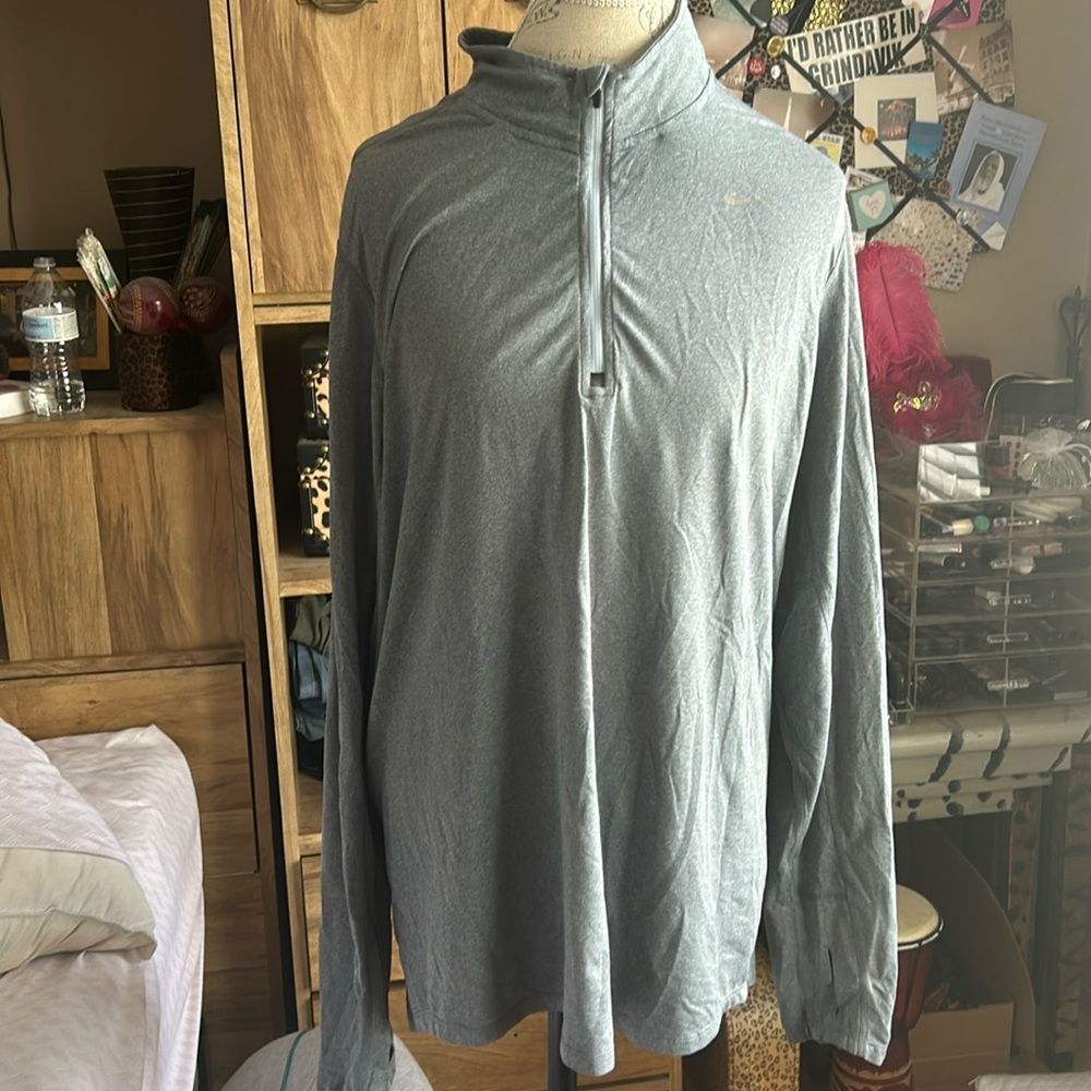 Nike Dri Fit Gray Quarter Zip - Large
